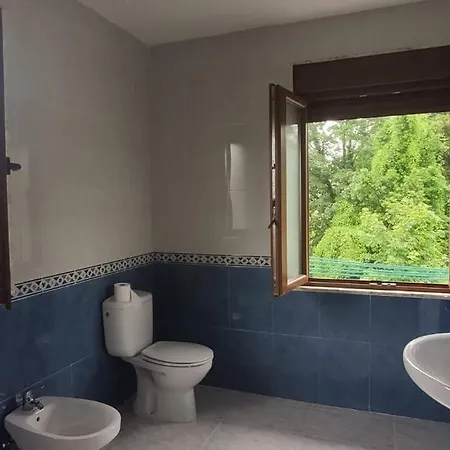 Antigua Estacion De Tren Acogedora En Celorio (Llanes)