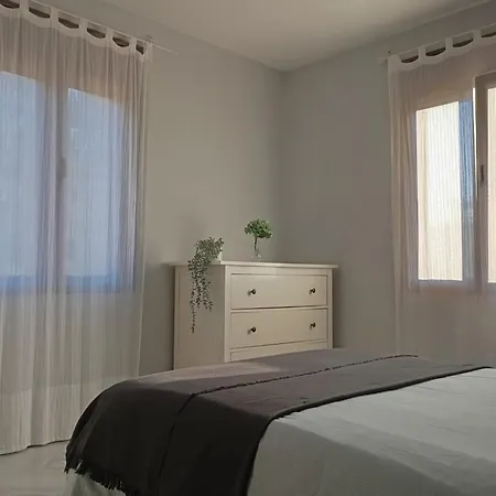 Antigua Estacion De Tren Acogedora En Дом отдыха Селорио